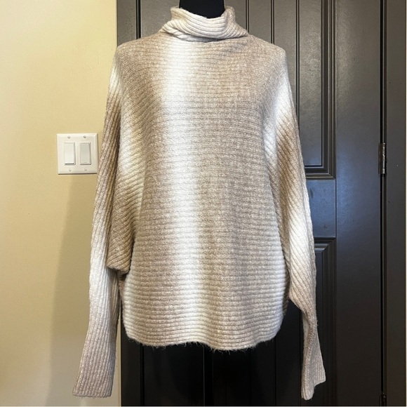 Cupio Sweaters - CUPIO Brown White Mock Neck Sweater